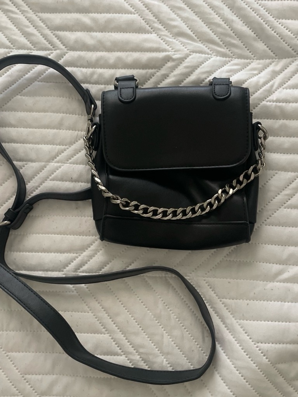 Madden Girl- Black Mini Crossbody Bag with Chain Strap